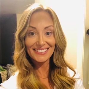 Meet your Posher, Markell